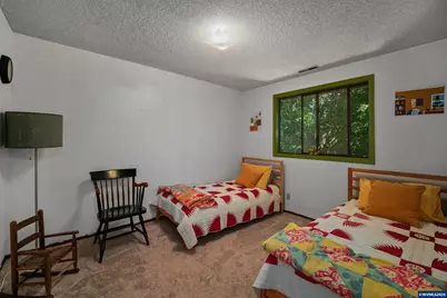 692 Fanny Ct NE, Salem, OR 97301 - Photo 26