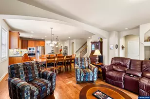 641 Troon Ave, Woodburn, OR 97071 - Photo 14