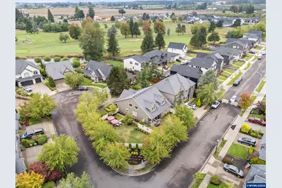 641 Troon Av, Woodburn, OR 97071 - Photo 50