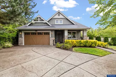 641 Troon Av, Woodburn, OR 97071 - Photo 1