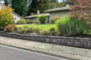 3588 Dogwood Dr S, Salem, OR 97302 - Photo 8