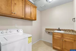 5255 Patrick Ln NE, Keizer, OR 97303 - Photo 22
