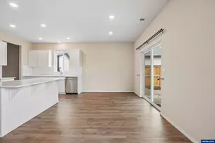 4889 Navigation Ave NE, Salem, OR 97305 - Photo 18
