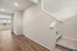 4889 Navigation Ave NE, Salem, OR 97305 - Photo 22