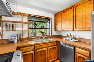 24745 Hidden Valley Rd, Philomath, OR 97370 - Photo 16