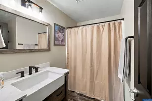 4362 Long St, Sweet Home, OR 97386 - Photo 16