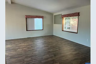 2120 Robins (#60) Ln SE, Salem, OR 97306 - Photo 4