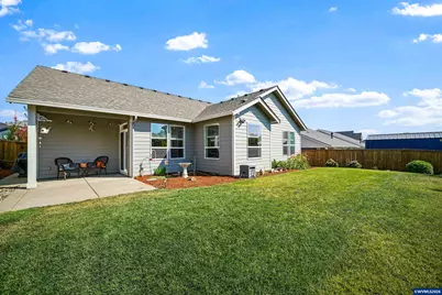 469 NW Crater Lake Dr, Dallas, OR 97338 - Photo 48