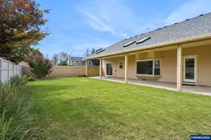 1277 Robert St, Woodburn, OR 97071 - Photo 44