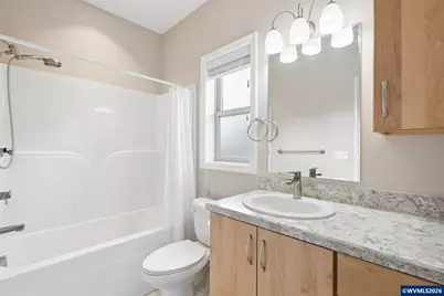 1277 Robert St, Woodburn, OR 97071 - Photo 36