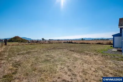 32595 Fur Rd, Lebanon, OR 97355 - Photo 30