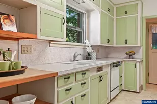 435 NW 9th St, Corvallis, OR 97330 - Photo 16