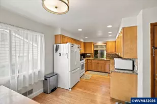 2570 Alvarado Terrace S, Salem, OR 97302 - Photo 14
