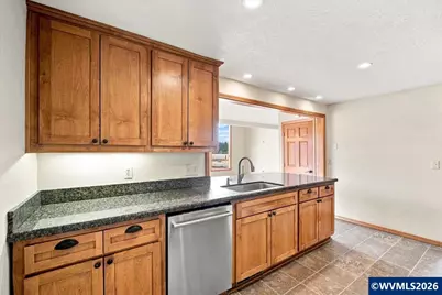 11160 Whiteaker Dr, Dallas, OR 97338 - Photo 12