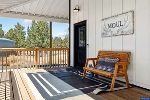 9568 Scout Camp Way, Terrebonne, OR 97660 - Photo 2