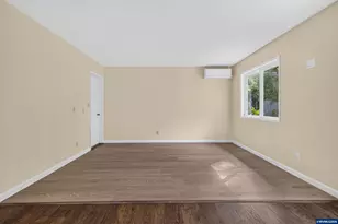440 Mayer Dr, Lebanon, OR 97355 - Photo 10