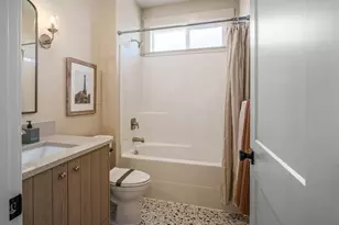 586 NW Cascade Mountain Dr, Dallas, OR 97338 - Photo 10