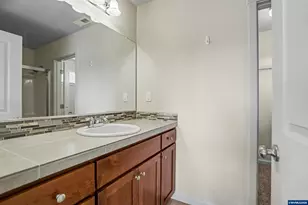1705 Merganser St, Silverton, OR 97381 - Photo 32