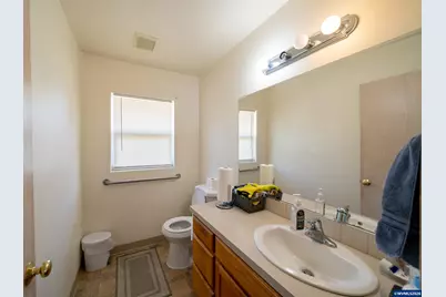 1400 Clay St NE, Salem, OR 97301 - Photo 6
