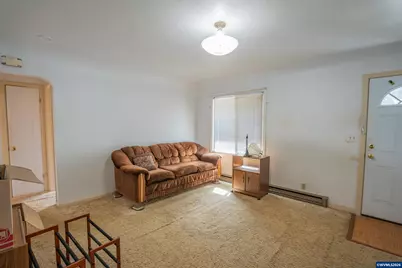 265 E Isabella St, Lebanon, OR 97355 - Photo 8