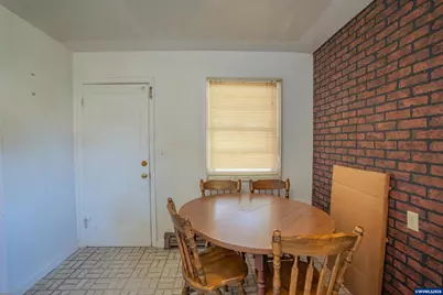 265 E Isabella St, Lebanon, OR 97355 - Photo 6