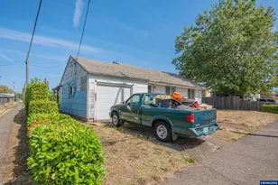 265 E Isabella St, Lebanon, OR 97355 - Photo 22