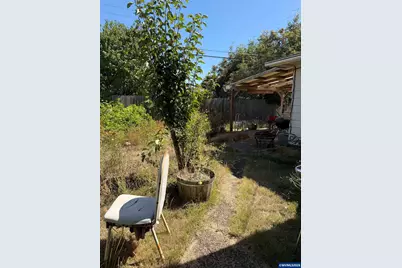 1535 Madison St SE, Albany, OR 97322 - Photo 8