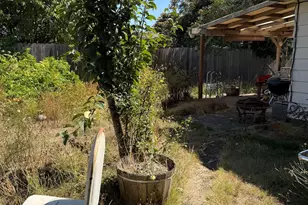 1535 Madison St SE, Albany, OR 97322 - Photo 8
