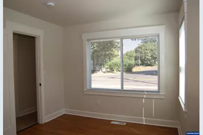 310 Wheeler St, Lebanon, OR 97355 - Photo 22