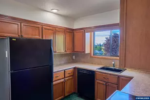 2640 High St SE, Salem, OR 97302 - Photo 18
