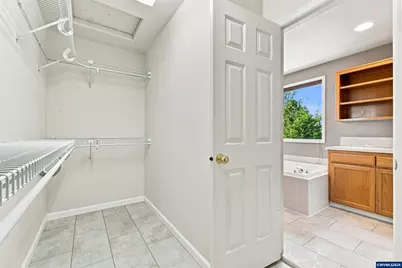 379 Hazelbrook Dr N, Keizer, OR 97303 - Photo 26