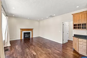379 Hazelbrook Dr N, Keizer, OR 97303 - Photo 16