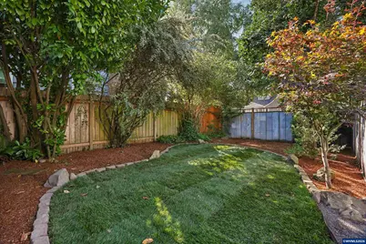 1815 Madison St NE, Salem, OR 97301 - Photo 38
