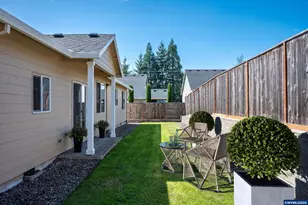 467 E Johnson St, Carlton, OR 97111 - Photo 36