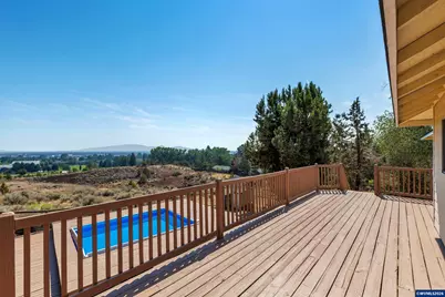3244 SW 34th St, Redmond, OR 97756 - Photo 42