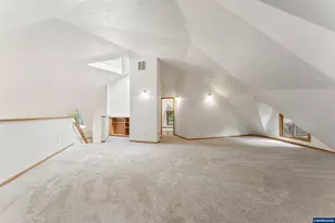 7210 NW Grandview Dr, Corvallis, OR 97330 - Photo 14
