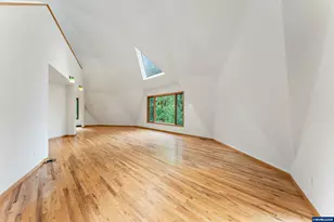 7210 NW Grandview Dr, Corvallis, OR 97330 - Photo 4