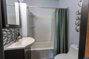 5686 Waconda Rd NE, Salem, OR 97305 - Photo 14