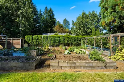 45890 River Loop Rd, Lyons, OR 97358 - Photo 42