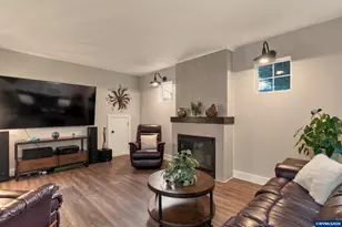 1155 Little John Lp NW, Salem, OR 97304 - Photo 8