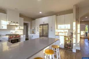 1155 Little John Lp NW, Salem, OR 97304 - Photo 10