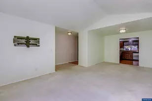 4445 Great Plains Dr NE, Salem, OR 97305 - Photo 4