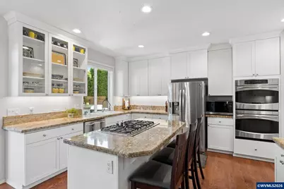 13275 NW Keeton Park Ln, Portland, OR 97229 - Photo 4