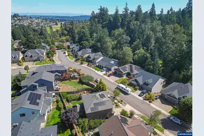 185 Muirfield Av SE, Salem, OR 97306 - Photo 32