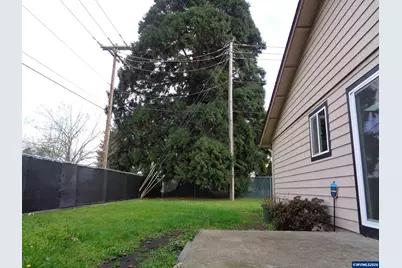 2586 Wintergreen (-2588) Av NW, Salem, OR 97304 - Photo 18