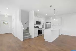 185 SE Jensen Pl, Corvallis, OR 97333 - Photo 6