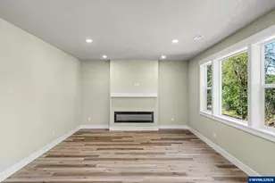 37840 E Grant St, Lebanon, OR 97355 - Photo 14
