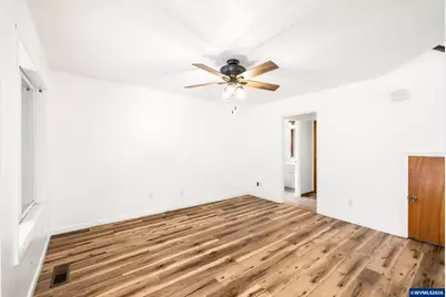 270 Martin Wy S, Monmouth, OR 97361 - Photo 16