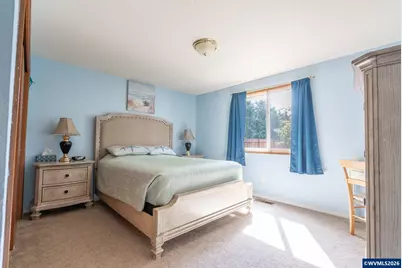 325 NW Denton St, Dallas, OR 97338 - Photo 18
