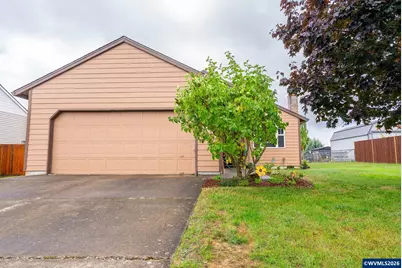 325 NW Denton St, Dallas, OR 97338 - Photo 2